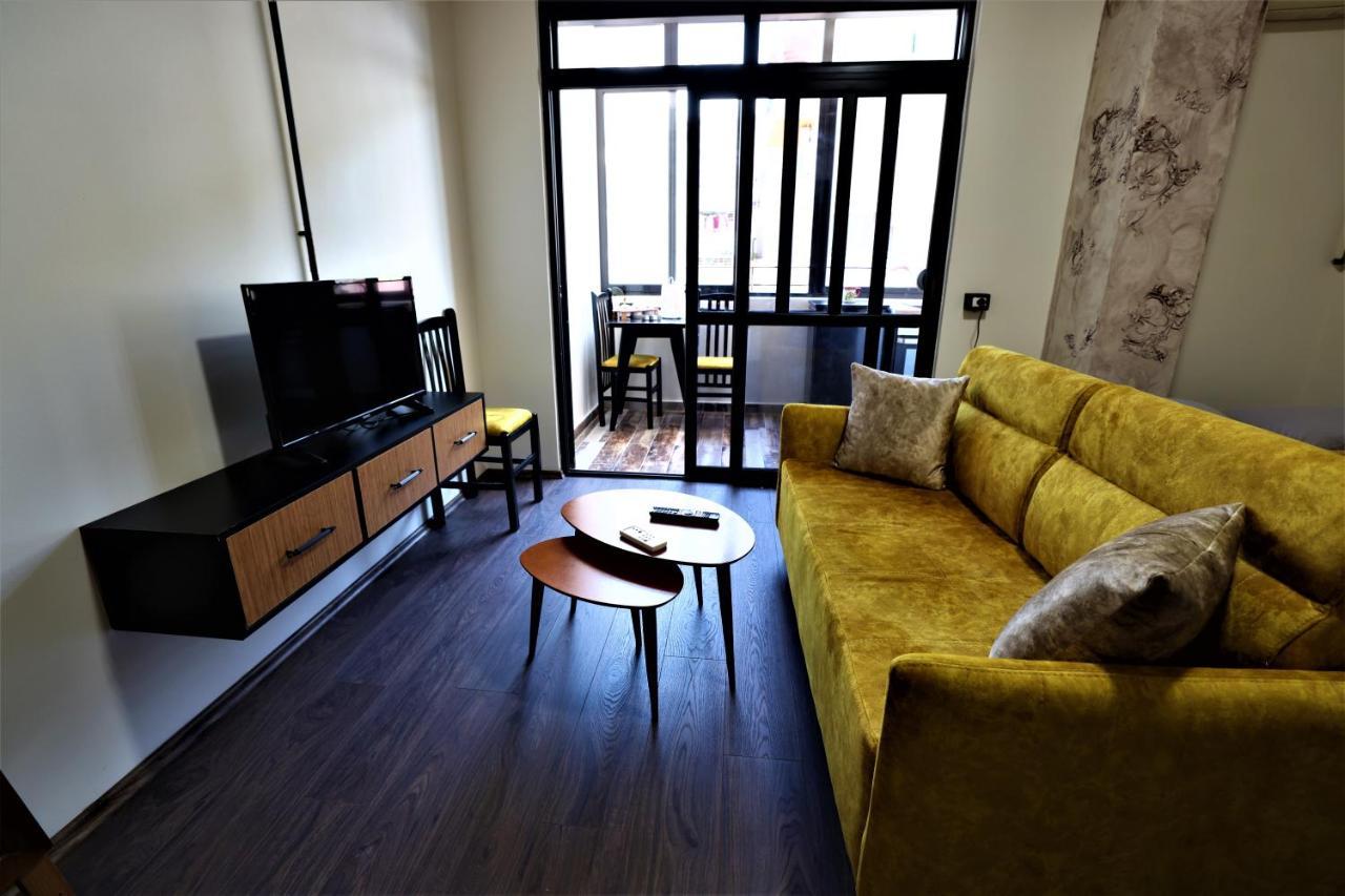 Stylish Studio In The Heart Of #3 Appartamento Tirana